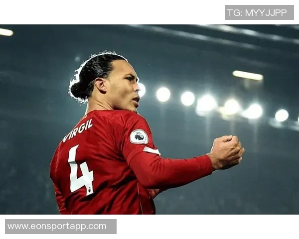 里瓦尔多分享范戴克球衣感慨荣幸收获世界最佳后卫的赠礼