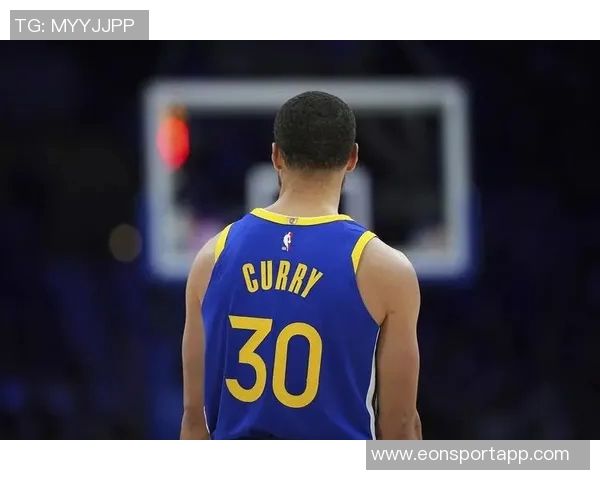 普尔复出表现亮眼半场11投4中斩获13分助攻抢断齐上阵